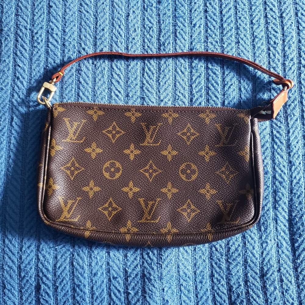 COPY - Vintage Louis Vuitton Pochette